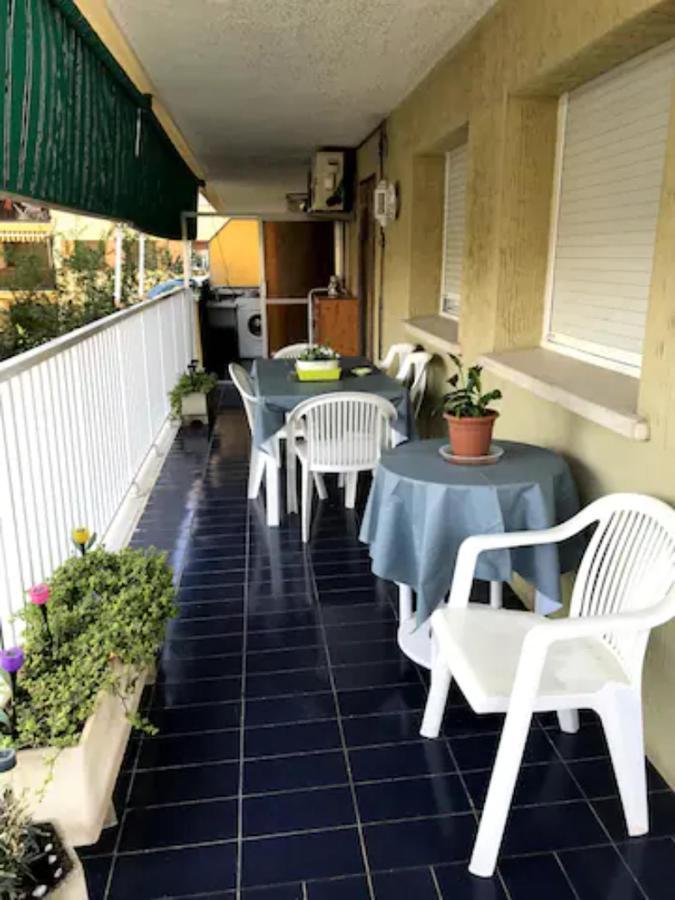 Segur De Calafell Vacation Apartment Bagian luar foto