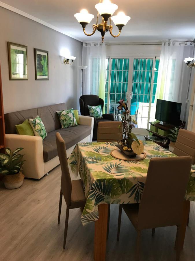 Segur De Calafell Vacation Apartment Bagian luar foto